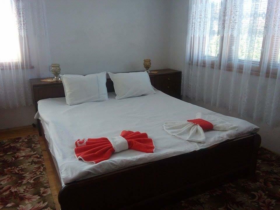 Guest House Ahp Mala Tsurkva Phòng bức ảnh
