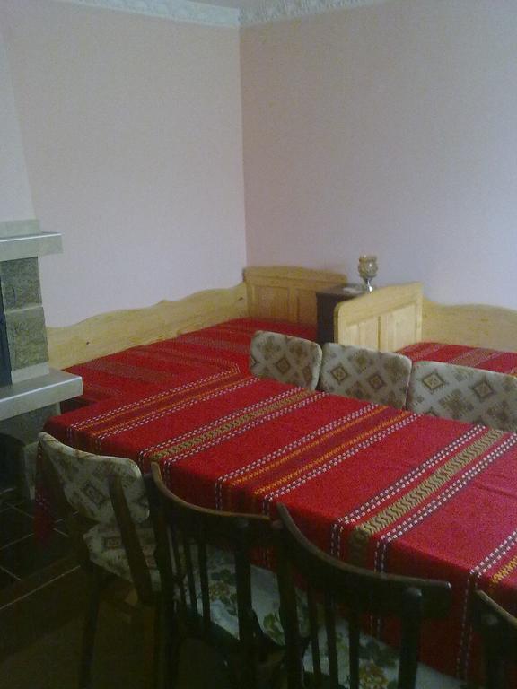 Guest House Ahp Mala Tsurkva Phòng bức ảnh
